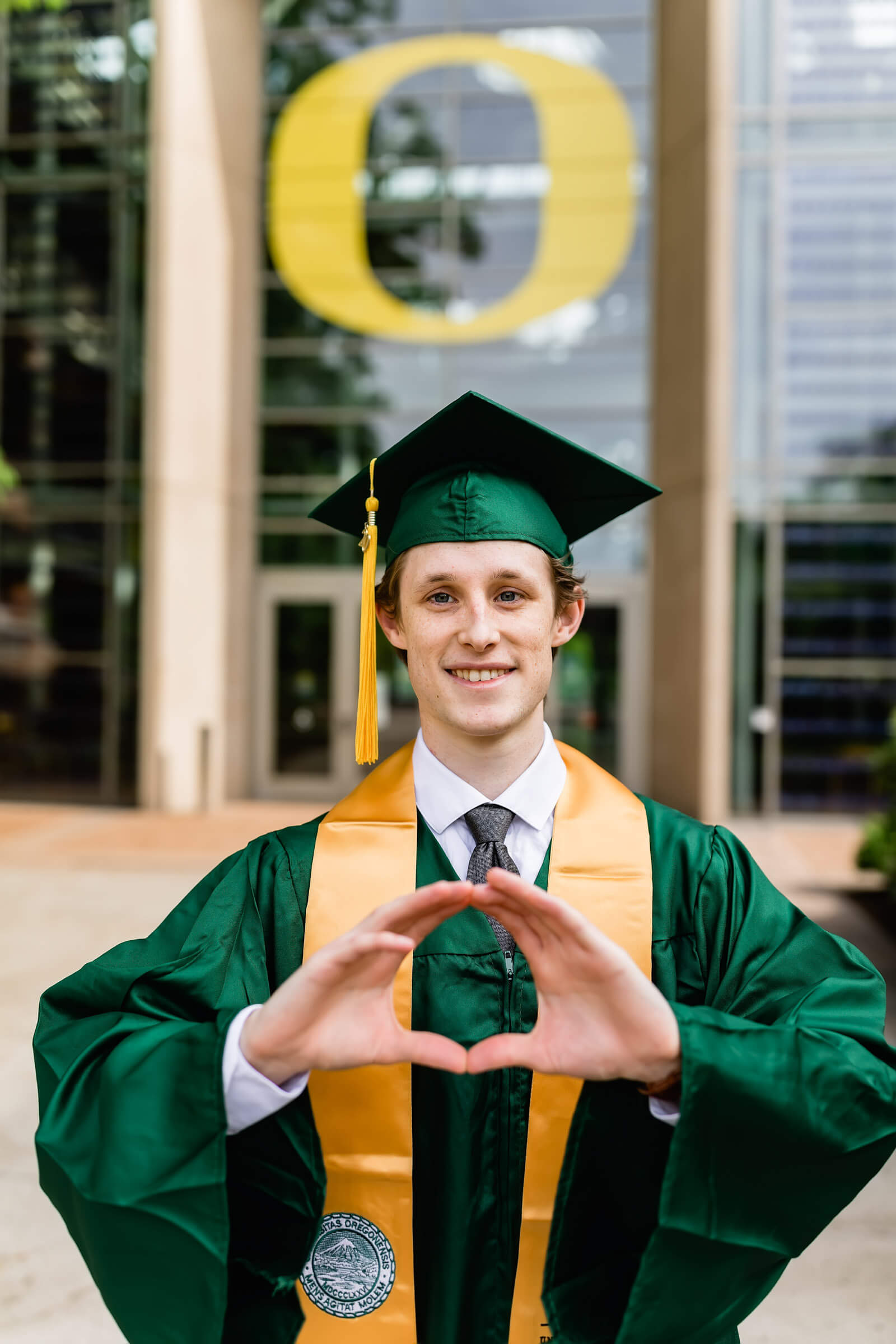 University of Oregon Graduation Pictures Bend Senior Photographer