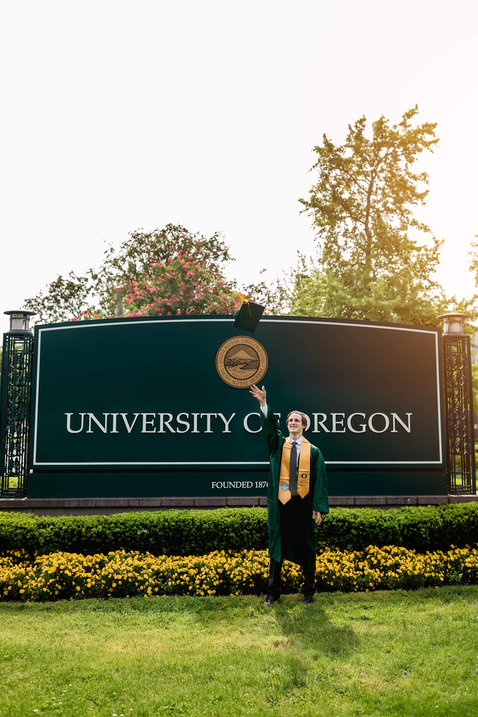 University of Oregon Graduation Pictures Bend Senior Photographer