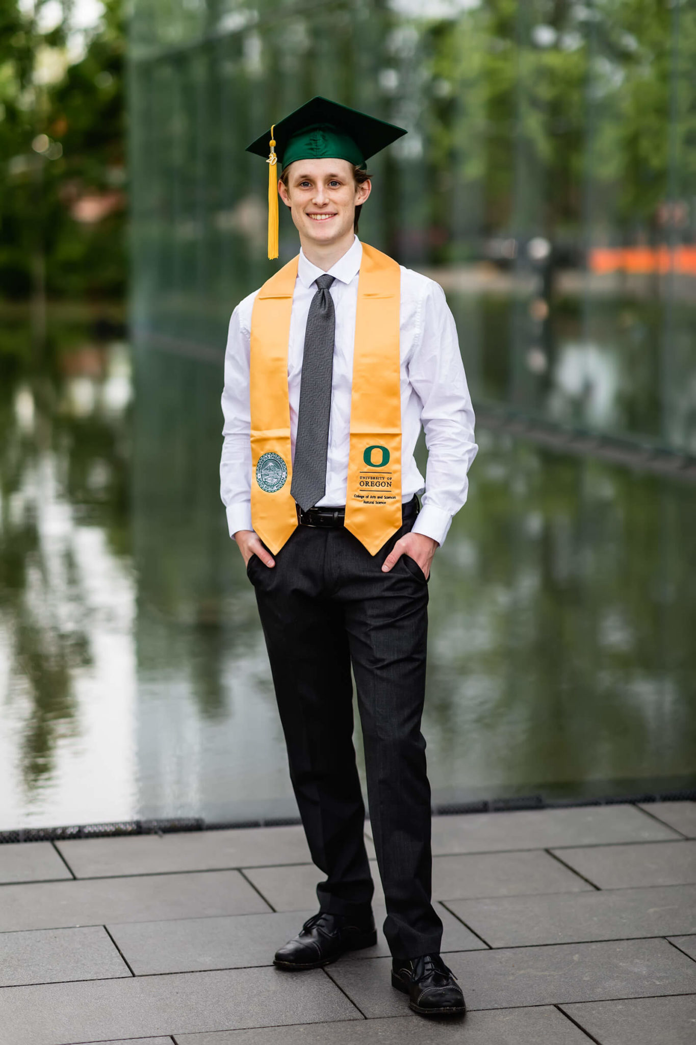 University of Oregon Graduation Pictures Bend Senior Photographer