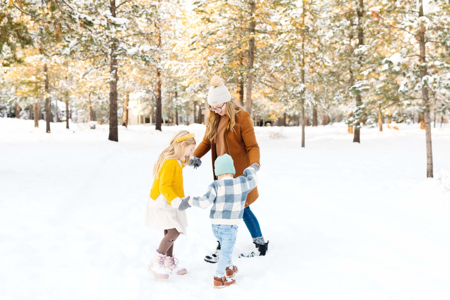 Winter Family Photoshoot Tips For Your Kids | Bryndle Photo