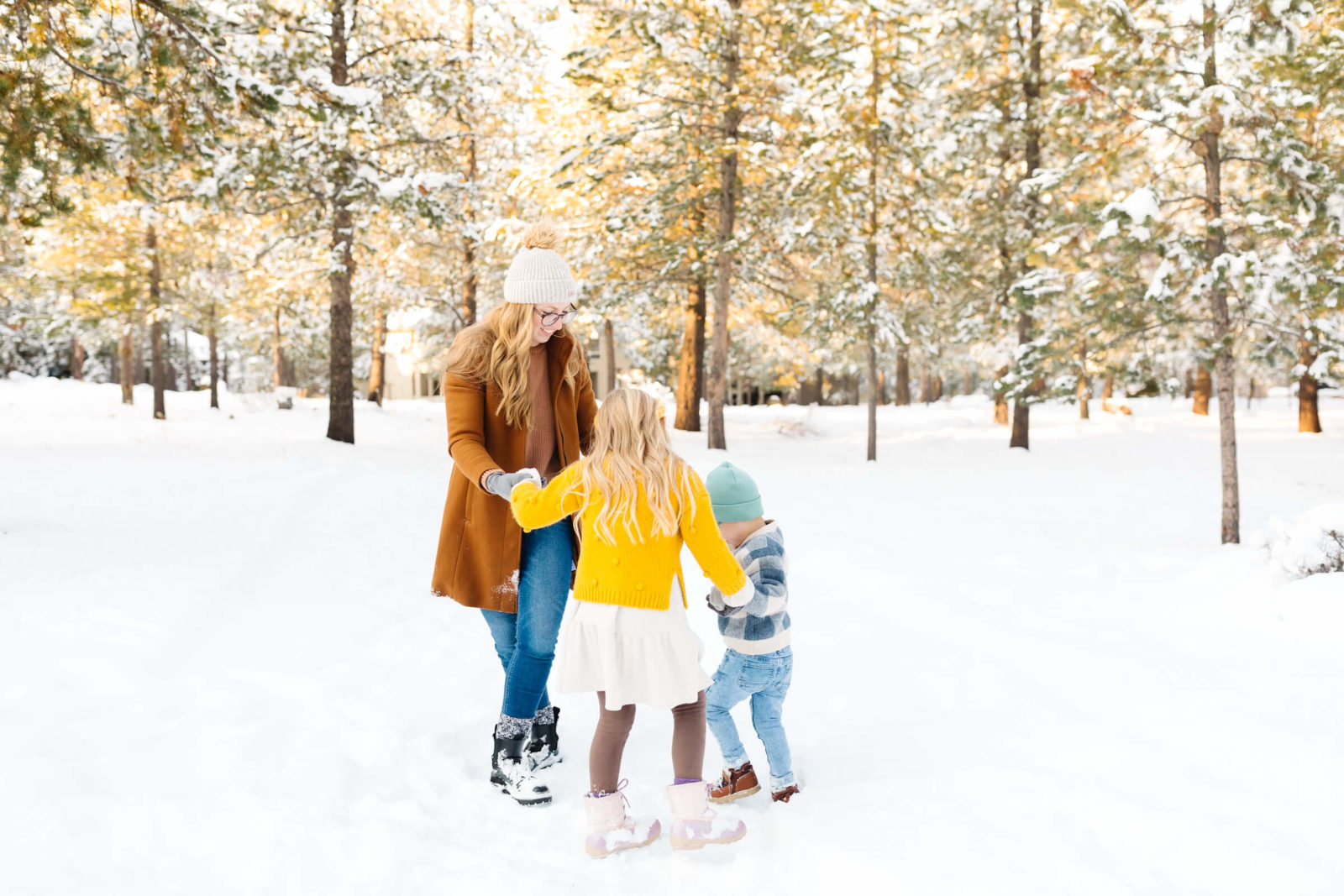 Winter Family Photoshoot Tips for Your Kids | Bryndle Photo